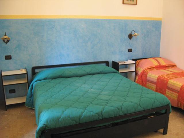 Bed and Breakfast Mare Blu Gioiosa Marea Zimmer foto
